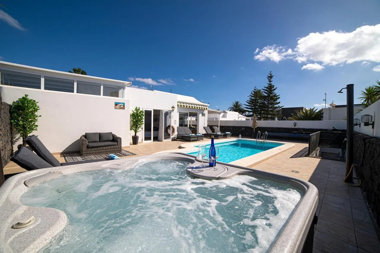 Villa Amigo Puerto del Carmen  Španělsko